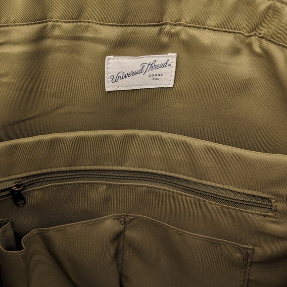 14.5" Soft Utility Square Backpack - Universal Thread - Picture 7 of 8